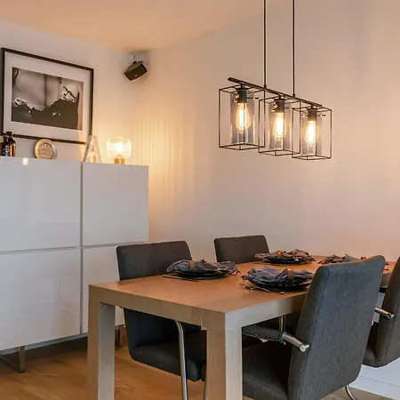 아파트 Huswell - Comfortable With Sea View