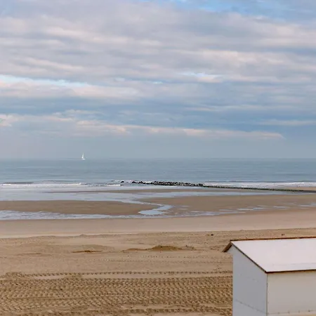 Huswell - Comfortable With Sea View 아파트 미들케르케